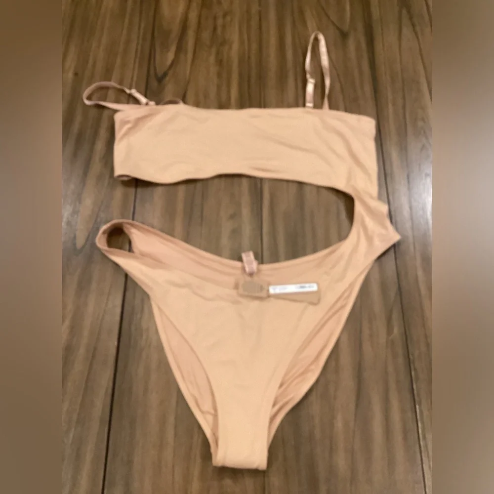Skims Swim Monokini Cut Out with removable straps Swimsuit ochre One Piece 4x